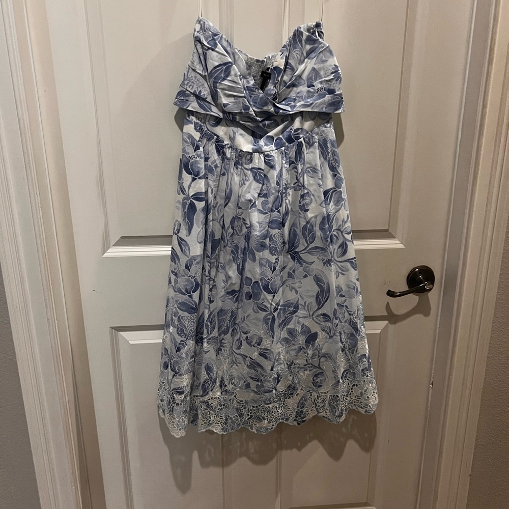 White House Black Market